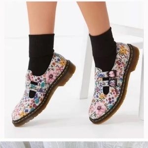 RARE- Floral Maryjane 8065 Wanderlust